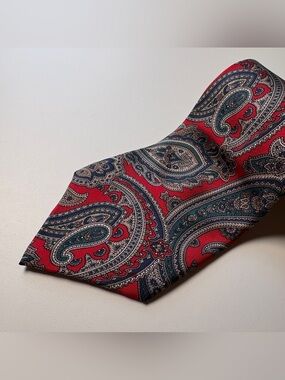 Mark Alexander 100% Silk Tie Extra Long XL Red Teal Blue Paisley Vintage